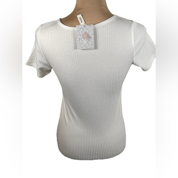 Wishlist White Ribbed Button-Down Top NWT Small - Picture 2 of 9